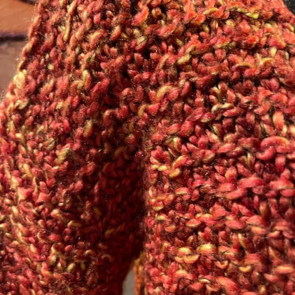 Autumn 🍂 Hand knitted Crop Sweater - Picture 6 of 8